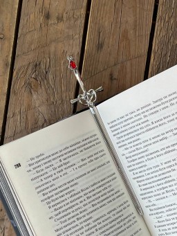 Закладка "Серебряный меч"